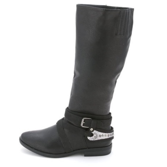 *** LAST PAIR *** RAMPAGE ISADORA WOMENS BOOTS 8